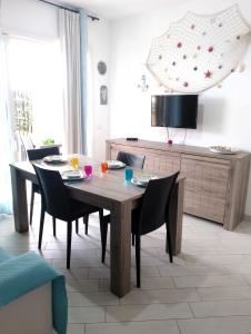 Φωτογραφία από το άλμπουμ του Affittimoderni Isola Rossa Elite - PATI05 σε Cascabraga +8 φωτογραφίες