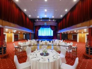 Konferenční prostory v ubytování Queen Elizabeth 2 Hotel