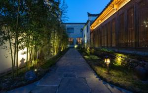 Фотография из галереи 黄山沐心弈园生态文化主题民宿 в городе Likou