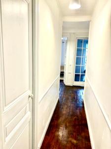 Bilde i galleriet til Guest House Tour Eiffel Paris i Paris