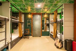 Galeri foto Forrest Hostels di Mumbai