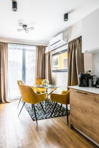 Kuchyň nebo kuchyňský kout v ubytování Aparthome Tatra