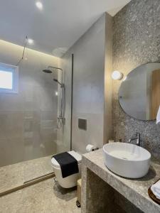 Kúpeľňa v ubytovaní StayBridge Apartments, Mesongi