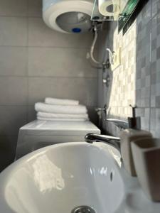 Ένα μπάνιο στο Apartments Marija