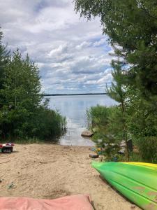 Gallery image of Wohnwagen am See in Drebkau +3 photos