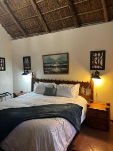 Postel nebo postele na pokoji v ubytování Buona Notte Suites in Linden + 77 fotografií