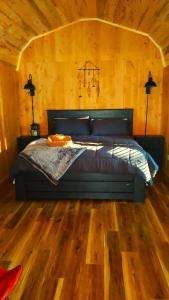 Ένα ή περισσότερα κρεβάτια σε δωμάτιο στο Summer Trail Cabin 5 - Sleeps Up To 4 +24 φωτογραφίες