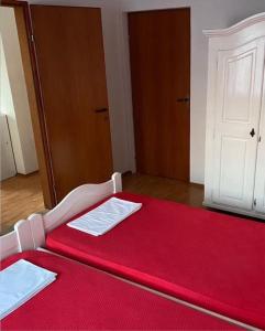 Postel nebo postele na pokoji v ubytování Apartman Helena