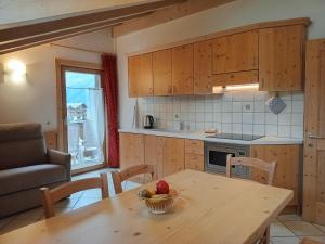 Kuchyňa alebo kuchynka v ubytovaní Chalet Beatrice