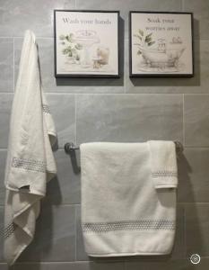 Ένα μπάνιο στο Luxurious Palm Breeze Studio Apt in San Isidro