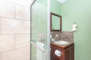 Koupelna v ubytování Wescot Villas Roatan