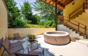 Μπαλκόνι ή βεράντα στο Tranquility At Pool +20 φωτογραφίες