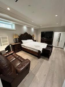 Posezení v ubytování Private Rooms in Vancouver West