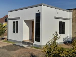 Das Gebäude in dem sich das Privatzimmer befindet