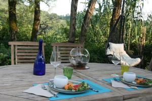 Ποτά στο Cocon de Verdure avec piscine chambre lit king-size 2m