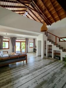 Foto Tangalles asuva majutusasutuse Sleeping Elephant Beach Resort galeriist