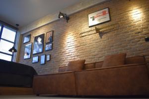 Χώρος καθιστικού στο City Plus by CityBee