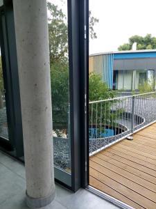 Balkón alebo terasa v ubytovaní Apartman a Kékszalag sétányon