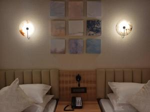 Posezení v ubytování Hotel Raai Hosur