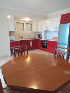 Η κουζίνα ή μικρή κουζίνα στο Βίλα Χάρης