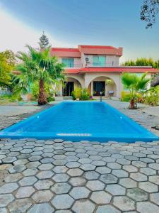 Бассейн в Suluca Homes или поблизости