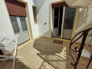 Balkón nebo terasa v ubytování Taverna li Rizzi