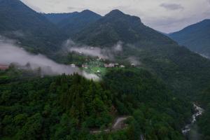 Paesaggio naturale nelle vicinanze di questo campeggio di lusso