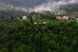 Paesaggio naturale nelle vicinanze di questo campeggio di lusso