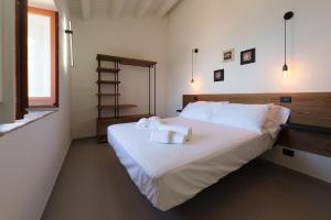 Krevet ili kreveti u jedinici u okviru objekta Villa Ruya Cefalù +57 fotografija