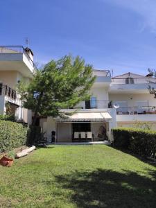 The building in which the holiday home is located