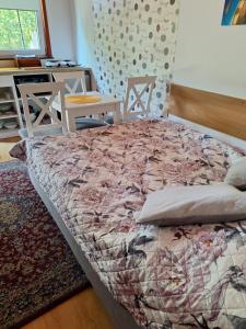 Postel nebo postele na pokoji v ubytování domek letniskowy 3 os Pod Bukiem