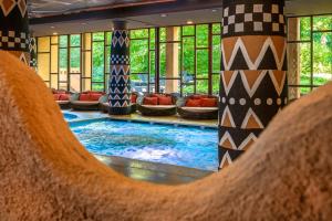 Bazén v ubytovaní Bambara Hotel alebo v jeho blízkosti