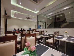 Posezení v ubytování Hotel Z Suites Mahipalpur-Delhi Airport