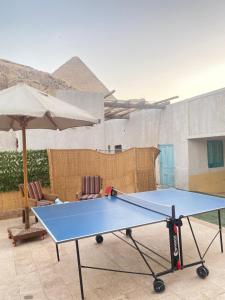 Stolní tenis v ubytování The Grand Pyramids View Hotel nebo okolí
