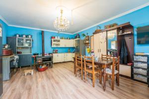 Köök või kööginurk majutusasutuses Giorgi's Home +24 fotot