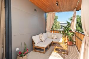 Balkón nebo terasa v ubytování Mobile home Flora 2