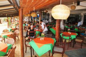 Restavracija oz. druge možnosti za prehrano v nastanitvi Ritas Hotel