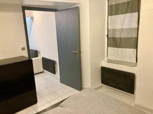 Gallery image of Appartement de village complet tout confort in Noves