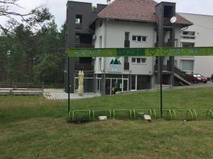 Ogród w obiekcie Planinsko srce