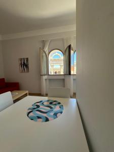 Postel nebo postele na pokoji v ubytování Apartamentos Templo Diana -Vistas Históricas-