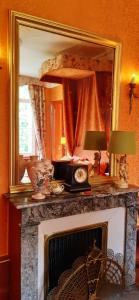 Kuchyň nebo kuchyňský kout v ubytování Le Château du Breuil