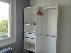 Fotografie z fotogalerie ubytování Appartement hyper centre 3 Lorient v destinaci Lorient