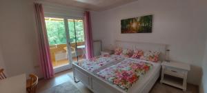 Fotografie z fotogalerie ubytování Frühstückspension Hochobir v destinaci Horzach + 7 fotografií