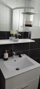 Fotografie z fotogalerie ubytování Tamaris apartments Risan v destinaci Risan