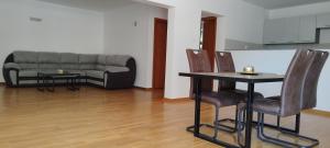Posezení v ubytování Tamaris apartments Risan