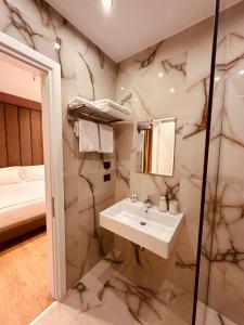 Koupelna v ubytování Azul Rooms Tirana
