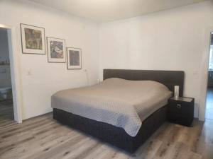 Postel nebo postele na pokoji v ubytování TOR STAY - Charmante 2 Zimmer Apartment