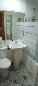 A bathroom at Atico Amistad