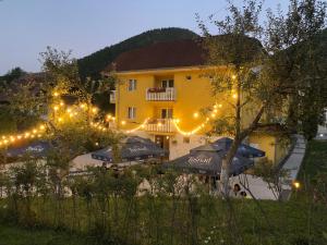 Fotografie z fotogalerie ubytování Pensiunea Iris v destinaci Băile Tuşnad + 33 fotografií