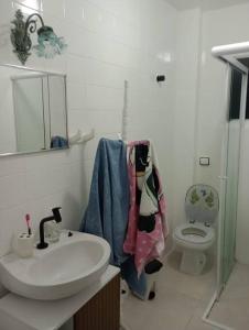 Koupelna v ubytování Lindo Apartamento Tombo e Asturias